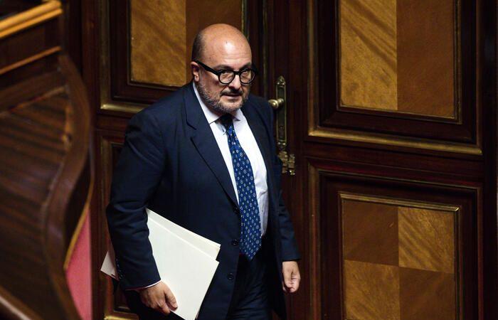 Sangiuliano
      resigns.
      Giuli
      new
      Minister
      of
      Culture
      –
      News