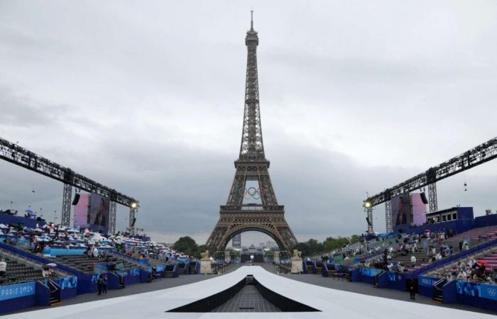 “Keeping
      the
      five
      rings
      on
      the
      Eiffel
      Tower
      says
      a
      lot
      about
      how
      culture
      was
      instrumentalized
      during
      the
      Olympics”