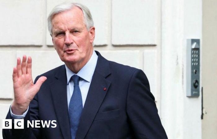 French
      PM
      Barnier
      gets
      to
      work
      as
      left
      prepares
      protests