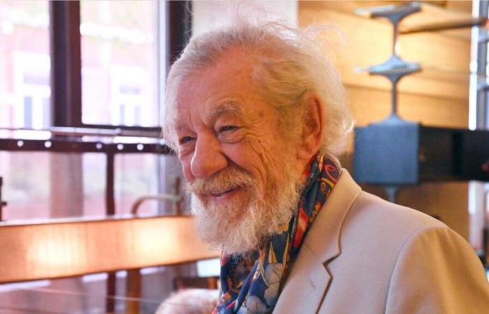 Ian
      McKellen
      plans
      to
      rest
      for
      the
      rest
      of
      the
      year