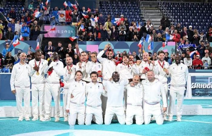 French
      blind
      football
      adorns
      itself
      with
      gold
      and
      wins
      hearts