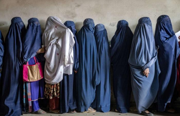 “In
      Afghanistan,
      the
      female
      voice
      becomes
      a
      form
      of
      dissent
      in
      itself”