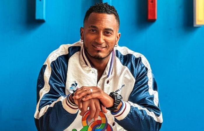 Paralympic
      long
      jumper
      Dimitri
      Pavadé
      comes
      out