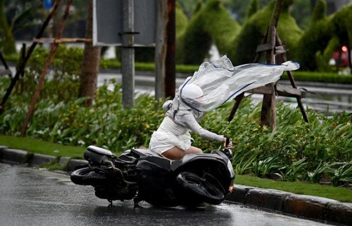 ‘It
      was
      scary’…
      Super
      Typhoon
      Yagi
      hits
      Vietnam
      after
      wreaking
      havoc
      in
      China