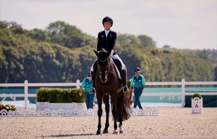 Riders
      win
      team
      bronze
      in
      Paris