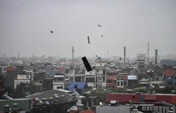 Typhoon
      Yagi
      hits
      northern
      Vietnam
      after
      devastating
      southern
      China