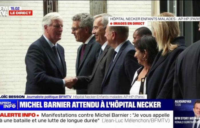 Michel
      Barnier
      arrived
      at
      the
      Necker
      Hospital
      in
      Paris
      for
      his
      first
      official
      visit