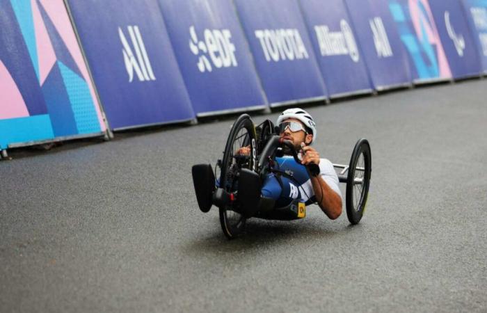 French
      paracycling
      relay
      crowned