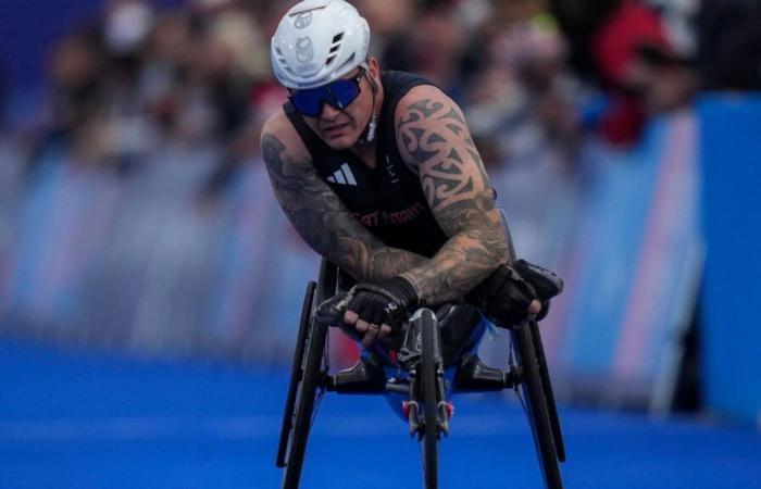 David
      Weir:
      Six-time
      Paralympic
      champion
      announces
      retirement
      from
      competing
      for
      Great
      Britain
      |
      Olympics
      News