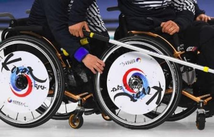 blades,
      prostheses,
      chairs…
      How
      much
      does
      equipment
      cost
      to
      practice
      a
      disabled
      sport?