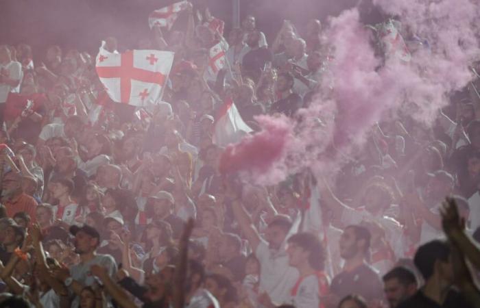 Car
      convoys
      after
      4-1
      victory:
      Georgia
      celebrates
      its
      national
      team
      |
      Hype
      continues
      even
      after
      the
      European
      Championship
      |
      Video