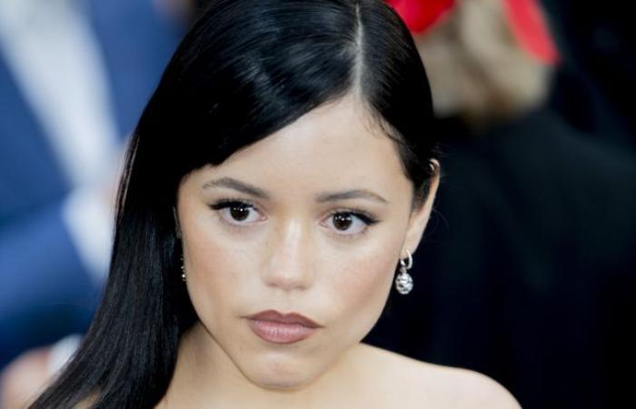 Jenna
      Ortega
      Doesn’t
      Want
      a
      Woman
      to
      Play
      James
      Bond