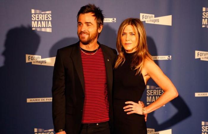 “She’s
      still
      very
      dear
      to
      me”…
      Justin
      Theroux
      still
      feels
      “very
      protective”
      of
      Jennifer
      Aniston