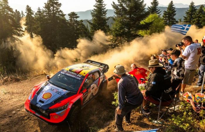 Neuville
      makes
      the
      break,
      Tänak
      doubles
      Ogier