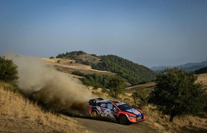 Neuville
      returns
      to
      victory
      in
      Greece
      and
      moves
      closer
      to
      the
      title