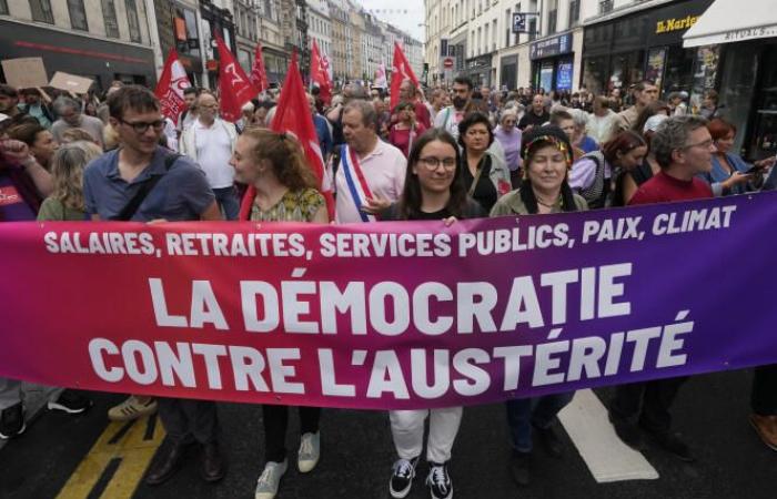 Around
      110,000
      left-wing
      protesters
      marched
      in
      France
      against
      Emmanuel
      Macron’s
      “coup
      de
      force”
      after
      the
      appointment
      of
      Michel
      Barnier