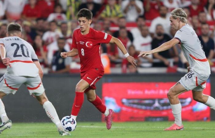 Arda
      Güler
      grabs
      a
      brilliant
      assist
      in
      Turkey’s
      3-1
      win
      over
      Iceland