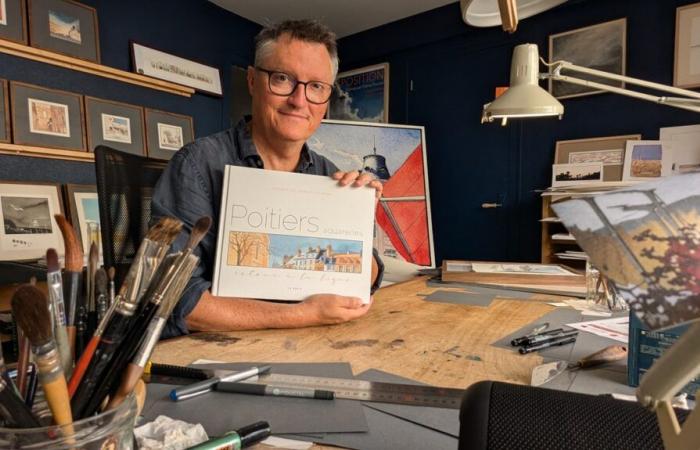 Niort
      watercolourist
      Emmanuel
      Denis-Touron
      signs
      his
      new
      book
      on
      Poitiers