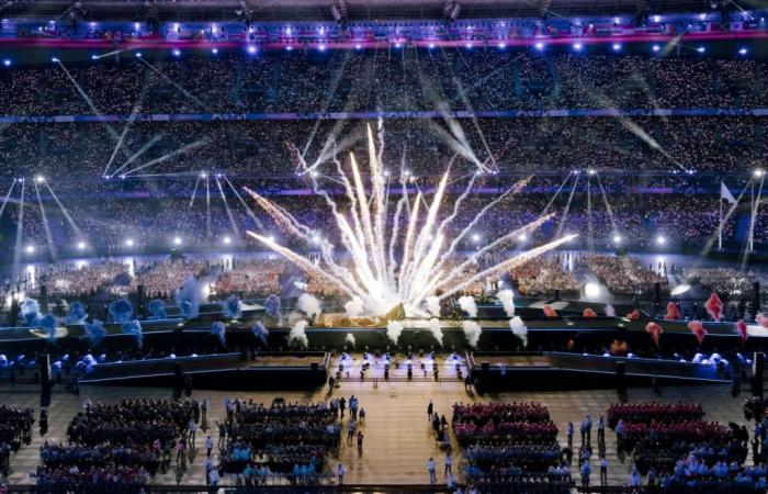 A
      closing
      on
      an
      electronic
      beat
      for
      the
      Paralympic
      Games