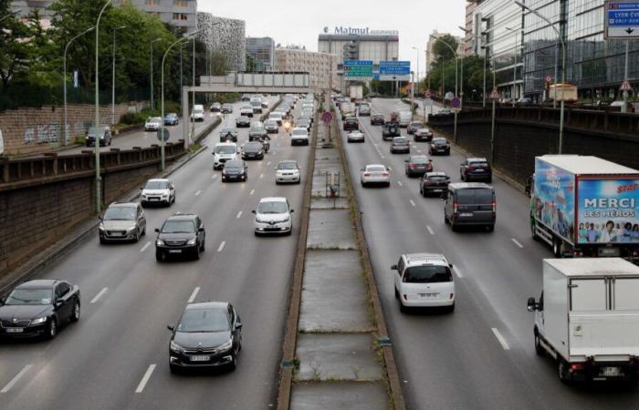 Speed
      ​​on
      the
      Paris
      ring
      road
      will
      drop
      from
      70
      to
      50
      km/h
      on
      October
      1,
      announces
      Anne
      Hidalgo