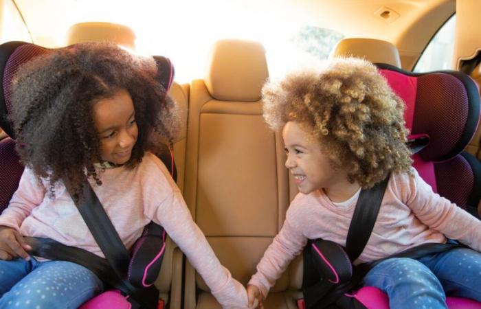 Until
      what
      age
      should
      my
      child
      travel
      in
      a
      car
      seat?