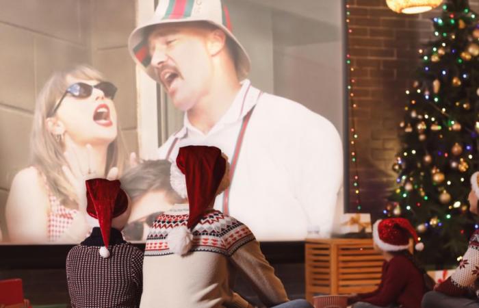 A
      Christmas
      movie
      about
      Taylor
      Swift:
      I
      throw
      up