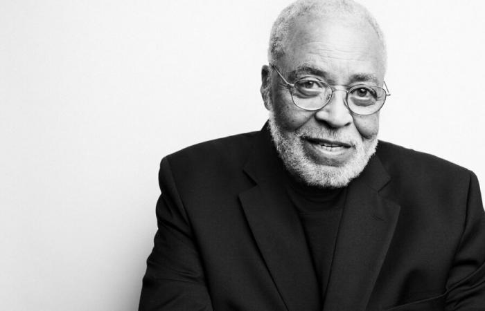 Actor
      James
      Earl
      Jones,
      a
      beloved
      baritone,
      dies
      at
      93
      :
      NPR