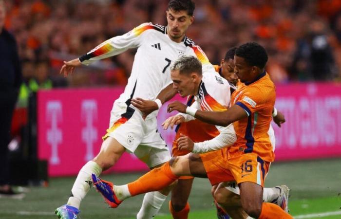 Relive
      the
      lively
      draw
      between
      the
      Netherlands
      and
      Germany