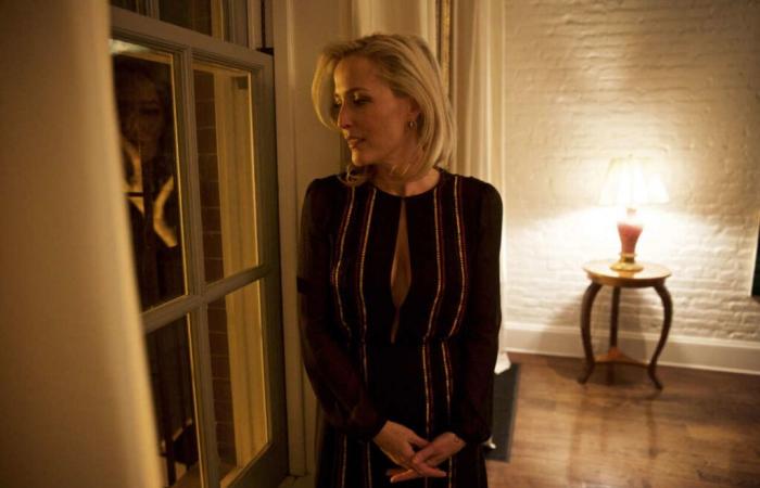 What
      Makes
      Women
      Fantasize,
      According
      to
      Actress
      Gillian
      Anderson