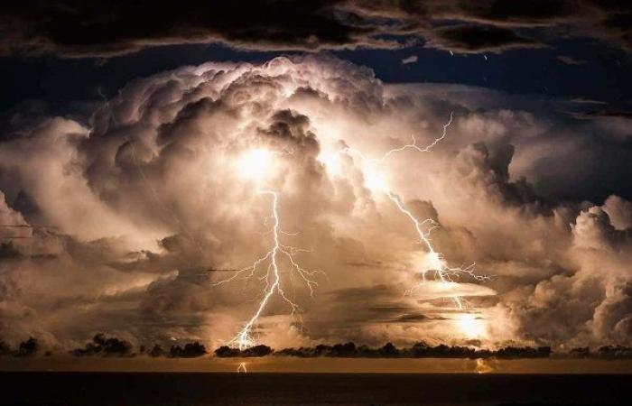 Warning
      Bulletin..
      Thunderstorms
      and
      winds
      expected
      in
      many
      regions
      of
      the
      Kingdom
      –
      Kech24:
      Morocco
      News
      –
      Kech24:
      Moroccan
      electronic
      newspaper