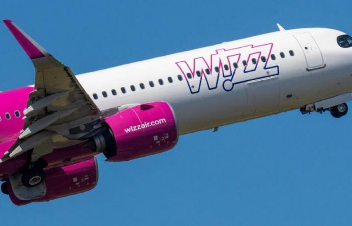 Wizz
      Hopes
      Airbus
      A321XLR
      Passengers
      Choose
      to
      ‘Suffer
      the
      Pain’