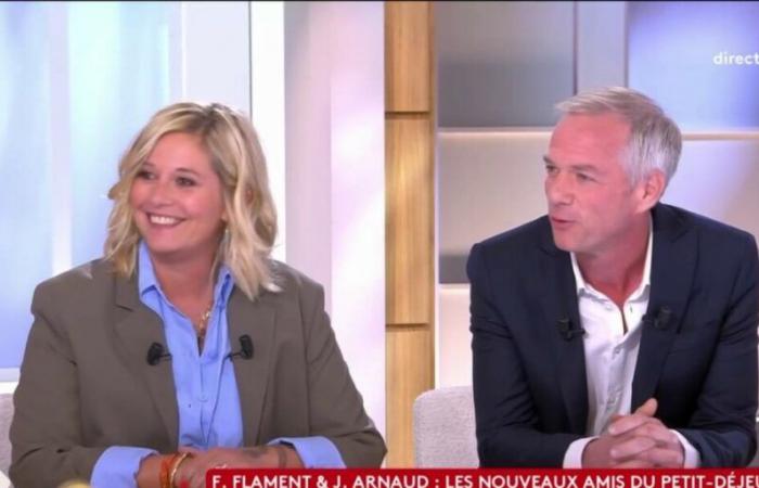 Flavie
      Flament
      and
      Julien
      Arnaud
      look
      back
      in
      detail
      at
      their
      meeting
      a
      few
      days
      before
      their
      debut
      on
      Télématin