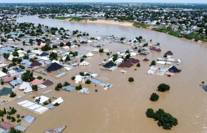 From
      Guinea
      to
      Chad,
      floods
      leave
      3.5
      million
      people
      homeless
      and
      nearly
      900
      dead