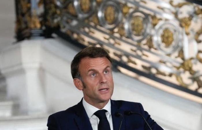 Emmanuel
      Macron
      believes
      that
      the
      French
      people’s
      suffrage
      must
      “always
      be
      taken
      into
      account”