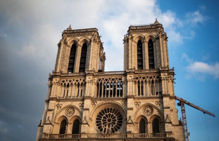 Three
      months
      before
      its
      reopening,
      Notre-Dame
      de
      Paris
      finds
      eight
      bells
      in
      its
      north
      belfry