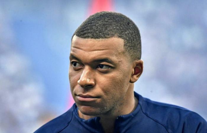 Professional
      Football
      League
      asks
      PSG
      to
      pay
      55
      million
      euros
      to
      Mbappé