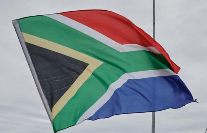 In
      South
      Africa,
      seven
      members
      of
      the
      same
      family
      shot
      dead
      in
      their
      home