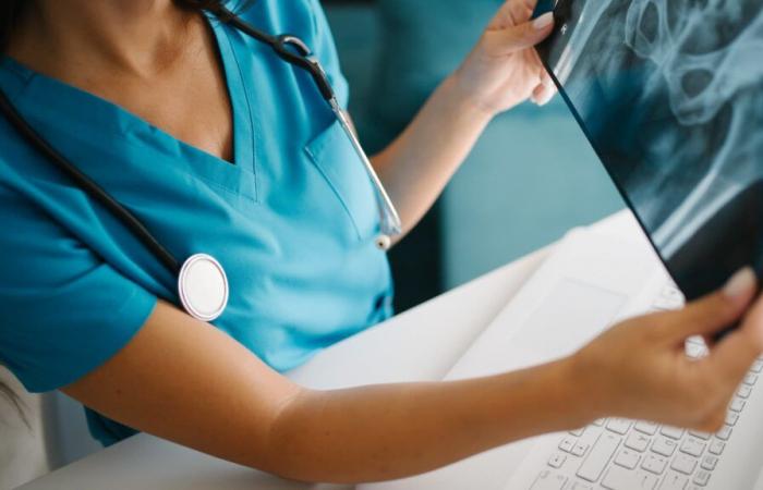 Software
      illegally
      collected
      patient
      data
      from
      2,000
      doctors