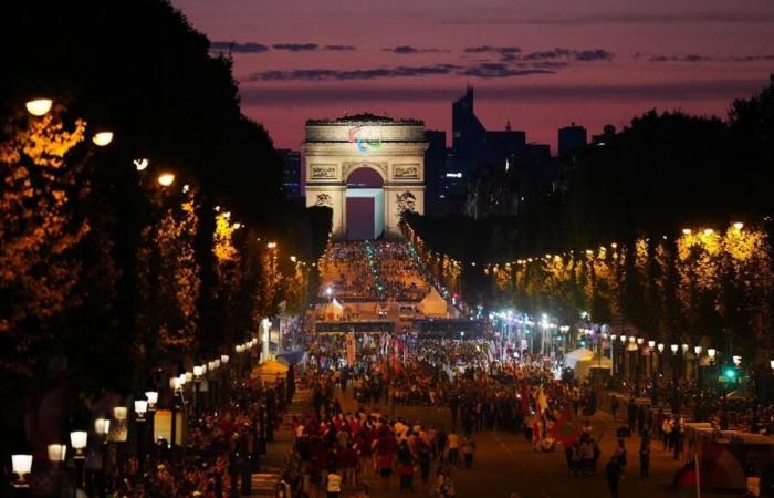 In
      the
      capital,
      athletes
      gathered
      for
      a
      final
      parade