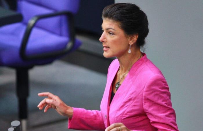 Who
      is
      Sahra
      Wagenknecht,
      the
      Iron
      Lady
      of
      the
      German
      Far
      Left?