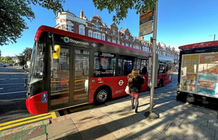 This
      bus
      against
      anti-Semitic
      hatred
      that
      shakes
      our
      consciences