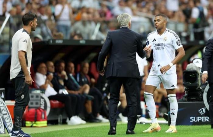 Rodrygo
      in
      the
      shadows,
      Vinicius
      in
      difficulty,
      Mbappé
      author
      of
      timid
      debuts…
      Ancelotti
      flies
      to
      the
      aid
      of
      his
      attackers