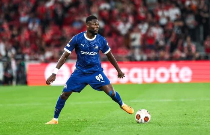 A
      new
      conflict
      pits
      OM
      against
      Chancel
      Mbemba,
      suspended
      by
      the
      club