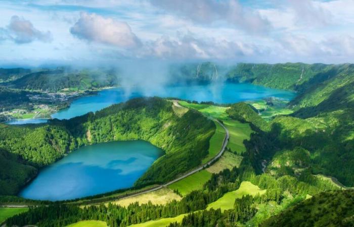 Visiting
      the
      Azores
      in
      12
      days:
      tips
      and
      itinerary