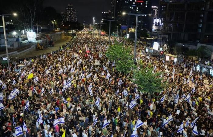 In
      Israel,
      protests
      are
      growing
      and
      tensions
      are
      rising
      among
      the
      families
      of
      the
      hostages