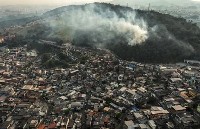 Brazil
      still
      ravaged
      by
      fires,
      cities
      of
      Rio
      and
      Sao
      Paulo
      threatened