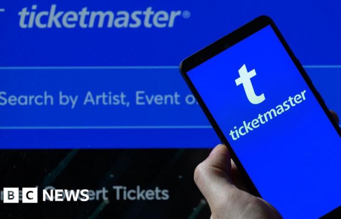 Former
      Ticketmaster
      boss
      sentenced
      for
      hacking
      rival
      company
      CrowdSurge