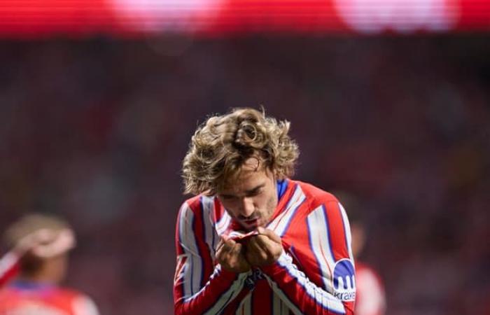 Griezmann’s
      nice
      gesture
      towards
      a
      little
      girl
      during
      the
      Atlético-Valencia
      match