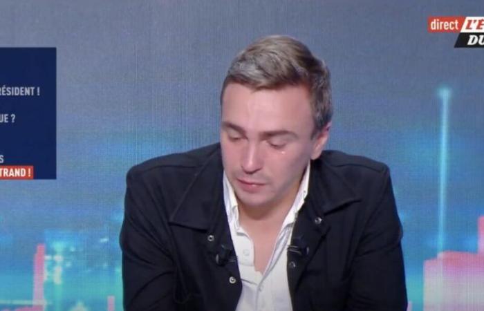 In
      tears,
      Bertrand
      Latour
      says
      goodbye
      to
      L’équipe
      du
      soir
      (VIDEO)