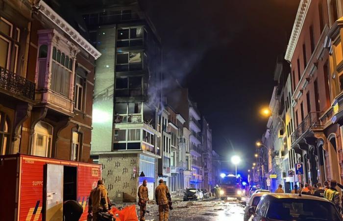 Explosion
      on
      Rue
      de
      Selys
      in
      Liège:
      one
      person
      died
      and
      six
      others
      were
      able
      to
      leave
      hospital